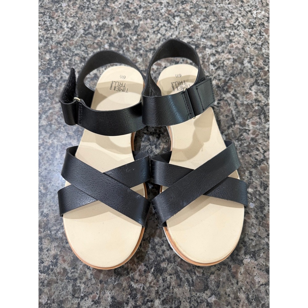 Time and Tru Comfort Black Crisscross Ankle Strap Sandals Womens 6.5 S24 - Picture 3 of 5